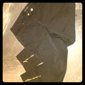 ♡White House Black Market black jeans